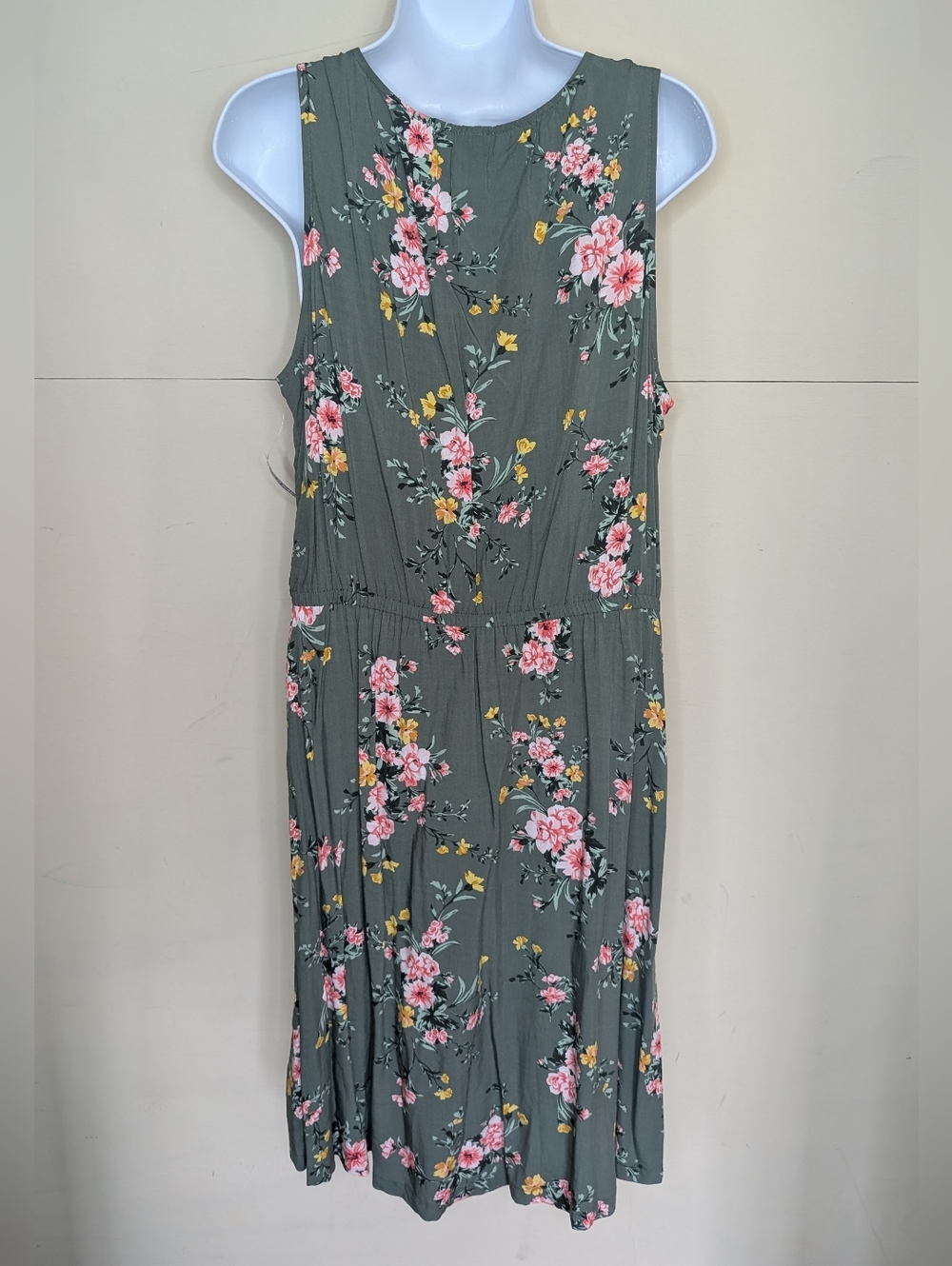 NWT Old Navy Mid Length Dress Green Floral Print V Neckline - Picture 3 of 9